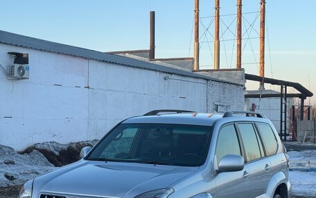 Toyota Land Cruiser Prado 120 рестайлинг, 2008 год, 2 690 000 рублей, 7 фотография