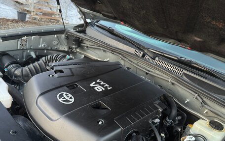 Toyota Land Cruiser Prado 120 рестайлинг, 2008 год, 2 690 000 рублей, 33 фотография