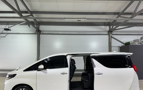 Toyota Alphard III, 2018 год, 3 850 000 рублей, 14 фотография