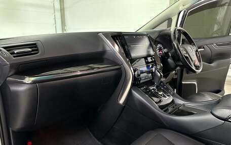 Toyota Alphard III, 2018 год, 3 850 000 рублей, 22 фотография