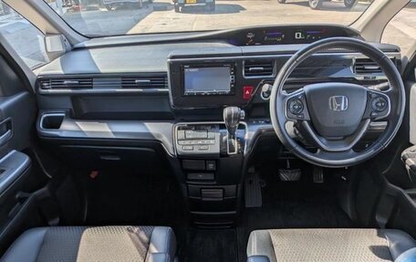 Honda Stepwgn IV, 2021 год, 2 150 000 рублей, 19 фотография