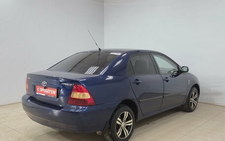 Toyota Corolla, 2004 год, 390 000 рублей, 4 фотография