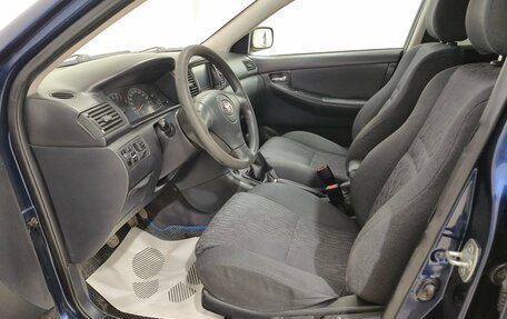 Toyota Corolla, 2004 год, 390 000 рублей, 9 фотография