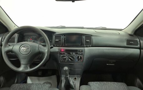 Toyota Corolla, 2004 год, 390 000 рублей, 10 фотография