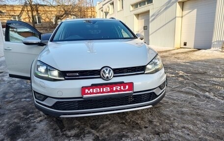 Volkswagen Golf VII, 2017 год, 2 290 000 рублей, 1 фотография