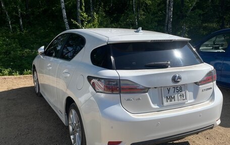 Lexus CT I рестайлинг, 2011 год, 1 520 000 рублей, 10 фотография