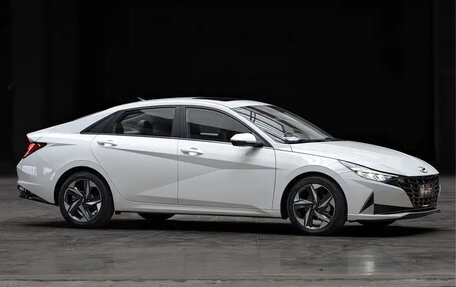 Hyundai Elantra, 2022 год, 1 190 000 рублей, 6 фотография