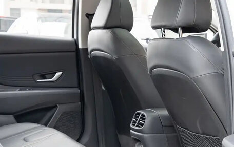 Hyundai Elantra, 2022 год, 1 190 000 рублей, 20 фотография