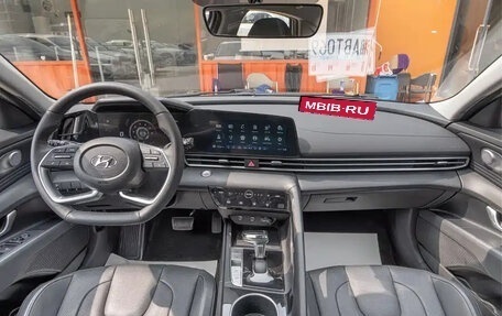 Hyundai Elantra, 2022 год, 1 190 000 рублей, 14 фотография