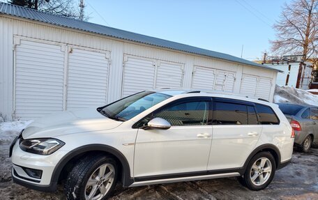 Volkswagen Golf VII, 2017 год, 2 290 000 рублей, 7 фотография