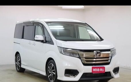 Honda Stepwgn IV, 2021 год, 2 200 000 рублей, 1 фотография