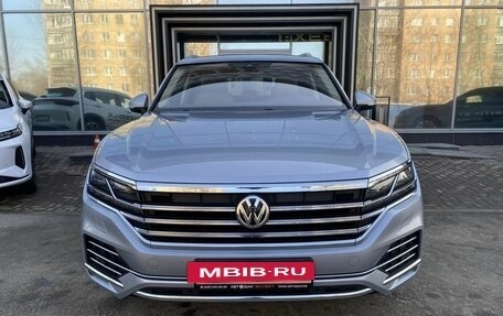 Volkswagen Touareg III, 2019 год, 5 299 000 рублей, 2 фотография