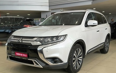 Mitsubishi Outlander III рестайлинг 3, 2020 год, 2 499 000 рублей, 1 фотография