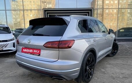 Volkswagen Touareg III, 2019 год, 5 299 000 рублей, 6 фотография
