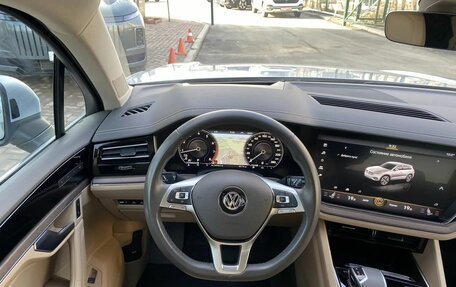 Volkswagen Touareg III, 2019 год, 5 299 000 рублей, 13 фотография