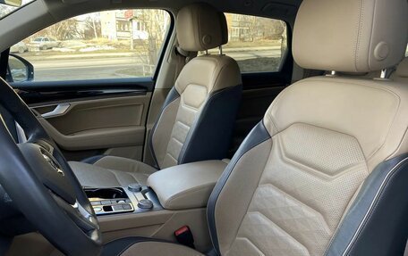 Volkswagen Touareg III, 2019 год, 5 299 000 рублей, 15 фотография