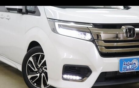 Honda Stepwgn IV, 2021 год, 2 200 000 рублей, 4 фотография