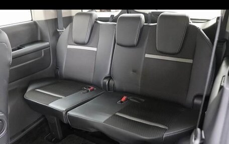 Honda Stepwgn IV, 2021 год, 2 200 000 рублей, 11 фотография