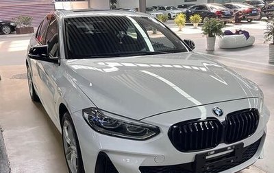 BMW 1 серия, 2022 год, 2 010 000 рублей, 1 фотография