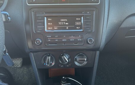 Volkswagen Polo VI (EU Market), 2010 год, 575 000 рублей, 9 фотография