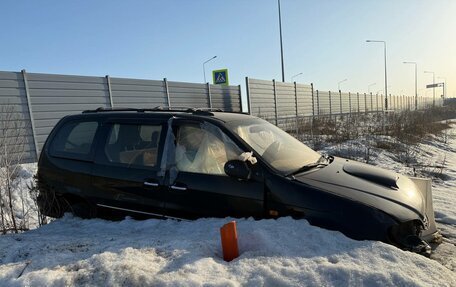 KIA Carnival III, 2000 год, 150 000 рублей, 5 фотография