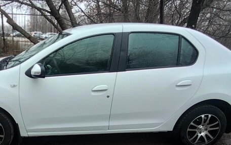 Renault Logan II, 2019 год, 805 000 рублей, 3 фотография