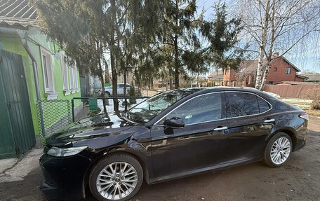 Toyota Camry, 2020 год, 3 150 000 рублей, 2 фотография