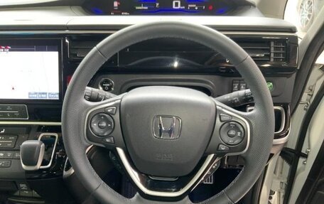 Honda Stepwgn IV, 2021 год, 2 450 000 рублей, 7 фотография