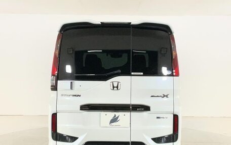 Honda Stepwgn IV, 2021 год, 2 450 000 рублей, 15 фотография