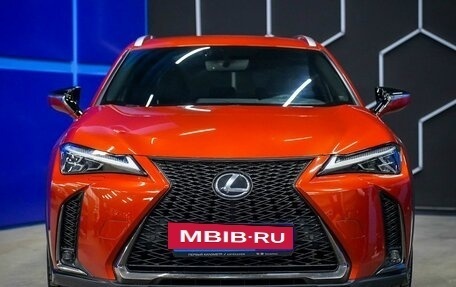 Lexus UX I, 2018 год, 2 999 000 рублей, 4 фотография