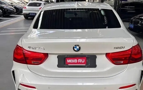 BMW 1 серия, 2022 год, 2 010 000 рублей, 5 фотография