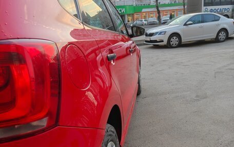 Volkswagen Polo VI (EU Market), 2011 год, 600 000 рублей, 5 фотография