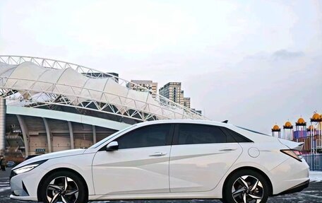 Hyundai Elantra, 2022 год, 1 625 000 рублей, 4 фотография