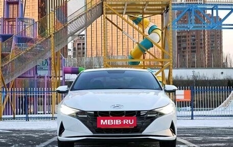 Hyundai Elantra, 2022 год, 1 625 000 рублей, 2 фотография