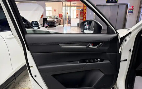 Mazda CX-5 II, 2022 год, 1 999 000 рублей, 18 фотография