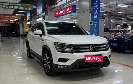 Volkswagen Tharu, 2022 год, 1 690 000 рублей, 2 фотография