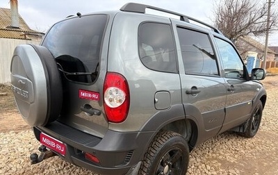 Chevrolet Niva I рестайлинг, 2018 год, 745 000 рублей, 1 фотография