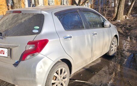 Toyota Vitz, 2016 год, 830 000 рублей, 3 фотография