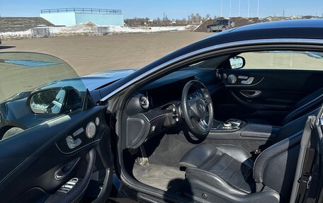 Mercedes-Benz E-Класс, 2017 год, 3 200 000 рублей, 8 фотография