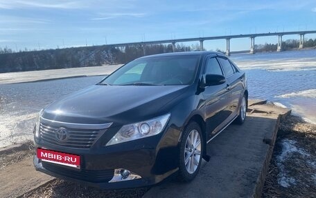 Toyota Camry, 2011 год, 1 600 000 рублей, 2 фотография