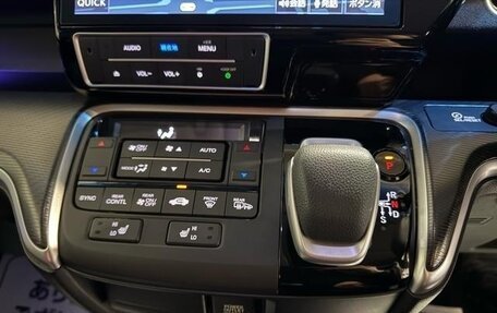 Honda Stepwgn IV, 2022 год, 1 980 800 рублей, 18 фотография