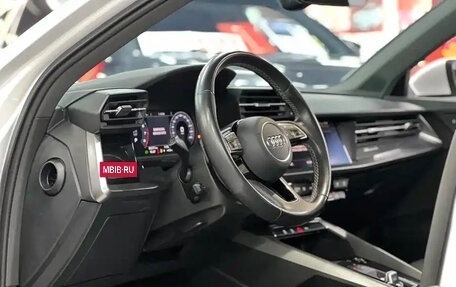 Audi A3, 2022 год, 1 765 000 рублей, 9 фотография