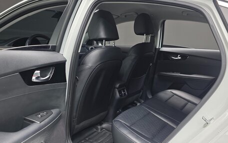 KIA K3, 2022 год, 1 920 000 рублей, 16 фотография