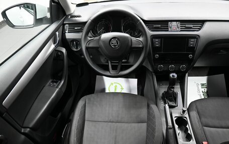 Skoda Octavia, 2018 год, 945 000 рублей, 12 фотография