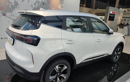 Chery Tiggo 4 I рестайлинг, 2025 год, 2 039 000 рублей, 4 фотография