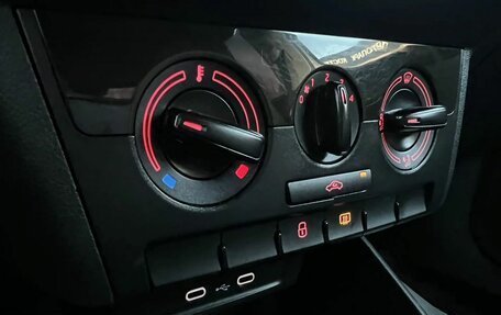 Volkswagen Polo VI (EU Market), 2021 год, 599 000 рублей, 15 фотография