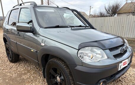 Chevrolet Niva I рестайлинг, 2018 год, 745 000 рублей, 4 фотография