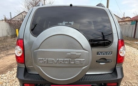 Chevrolet Niva I рестайлинг, 2018 год, 745 000 рублей, 6 фотография