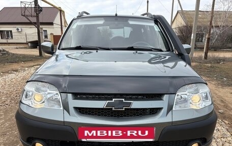 Chevrolet Niva I рестайлинг, 2018 год, 745 000 рублей, 5 фотография