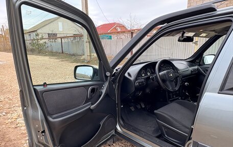 Chevrolet Niva I рестайлинг, 2018 год, 745 000 рублей, 21 фотография